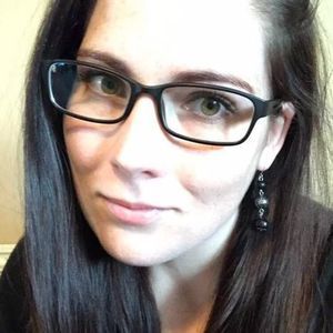 Meet your Posher, Alix